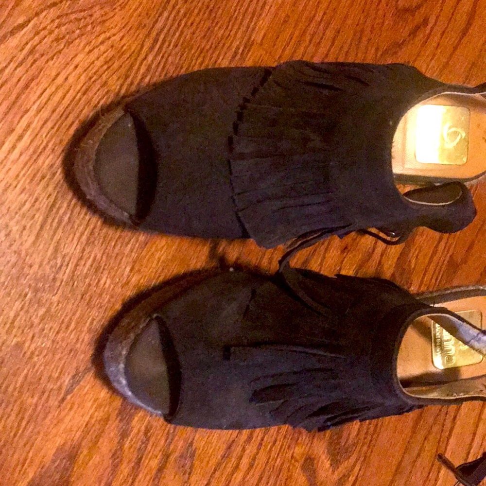 Kanna Peep toe sandals